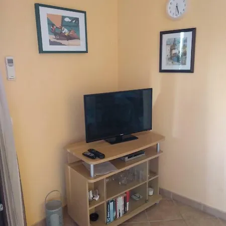 Sunshine Apartment *